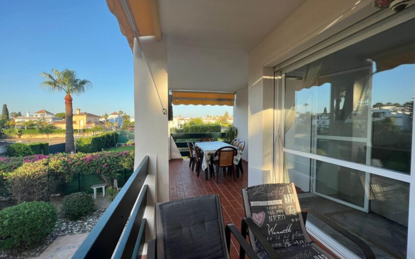 PISO EN VENTA CERCA DE LA PLAYA SAN PEDRO DE ALCANTARA