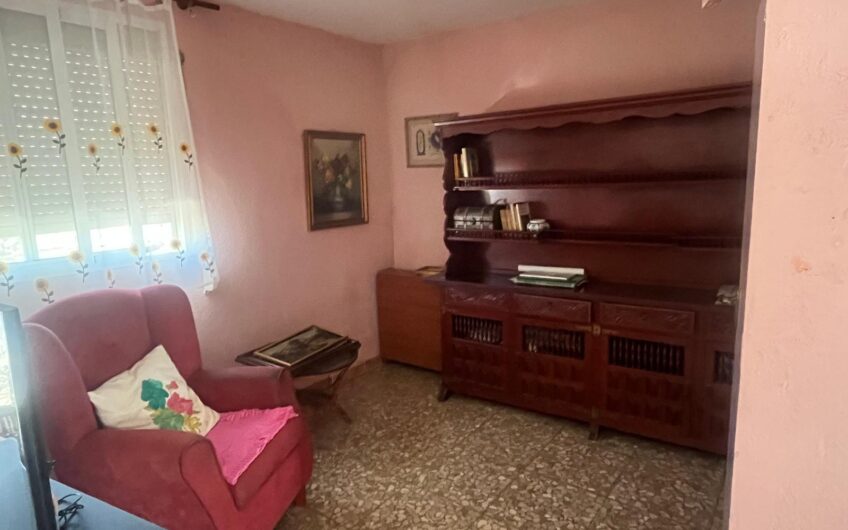 PISO EN NUEVA ANDALUCIA /LA CAMPANA