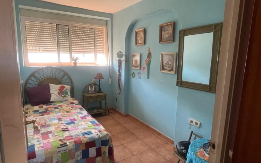 PISO EN NUEVA ANDALUCIA /LA CAMPANA