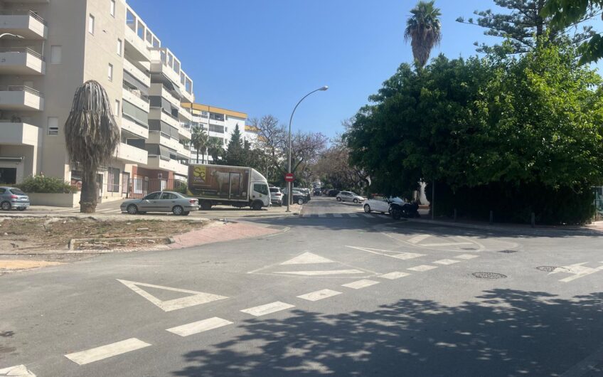 PISO EN NUEVA ANDALUCIA /LA CAMPANA